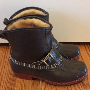 LL Bean Boots 7” shearling-lined lounger